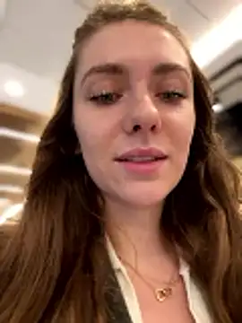 MariiD online show from December 2025 10:21:02 AM