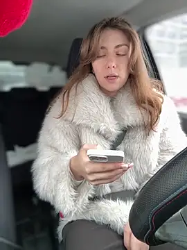 MariiD online show from February 2026 07:13:02 AM