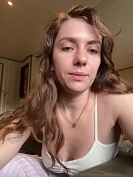 Snapshot of MariiD chatting on April 2026 06:40:02 AM MariiD online show from April 2026 06:40:02 AM