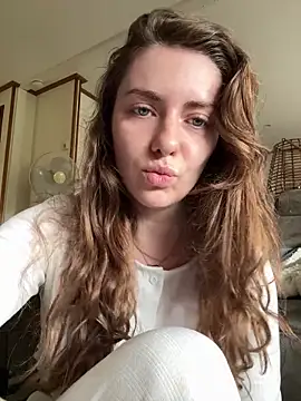 Snapshot of MariiD chatting on April 2026 11:02:02 AM MariiD online show from April 2026 11:02:02 AM