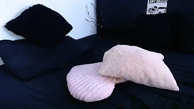 TonyCollins  online show from February 2025 06:04:01 PM