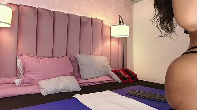 HallyBans online show from March 2026 07:10:01 PM