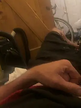 mikeylong online show from April 2026 08:42:02 PM