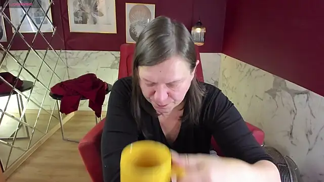 KellyPerfection online show from October 2025 06:03:01 AM