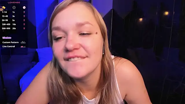 BellaDreamy online show from October 2025 01:39:02 PM