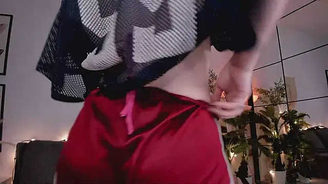 Snapshot of LilianKroft chatting on June 2026 03:09:01 PM LilianKroft online show from June 2026 03:09:01 PM