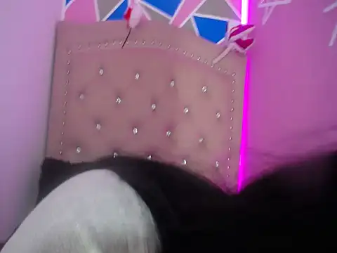 violetaass online show from December 2024 11:07:01 PM