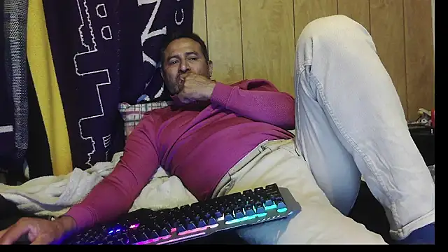 Snapshot of dantehot2020 chatting on March 2026 03:01:02 AM dantehot2020 online show from March 2026 03:01:02 AM