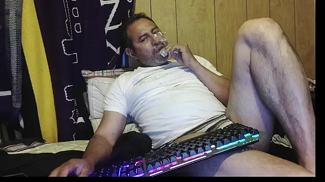 Snapshot of dantehot2020 chatting on March 2026 04:29:01 AM dantehot2020 online show from March 2026 04:29:01 AM