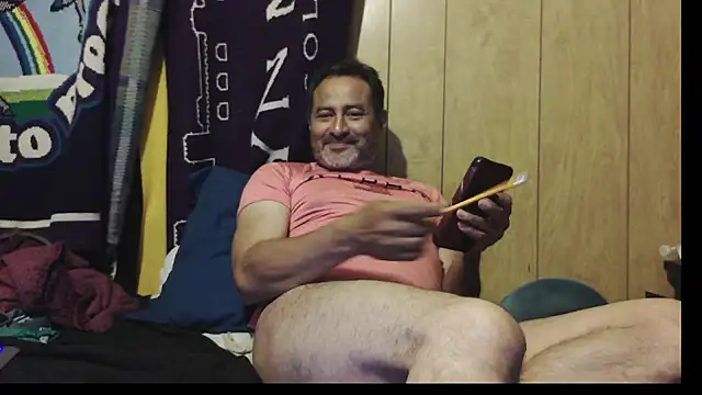 Snapshot of dantehot2020 chatting on April 2026 12:10:01 AM dantehot2020 online show from April 2026 12:10:01 AM