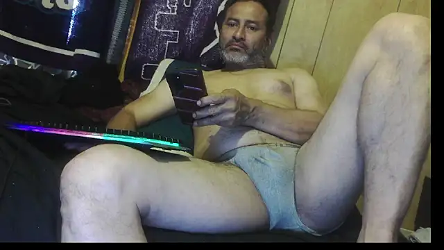 Snapshot of dantehot2020 chatting on April 2026 10:25:02 PM dantehot2020 online show from April 2026 10:25:02 PM