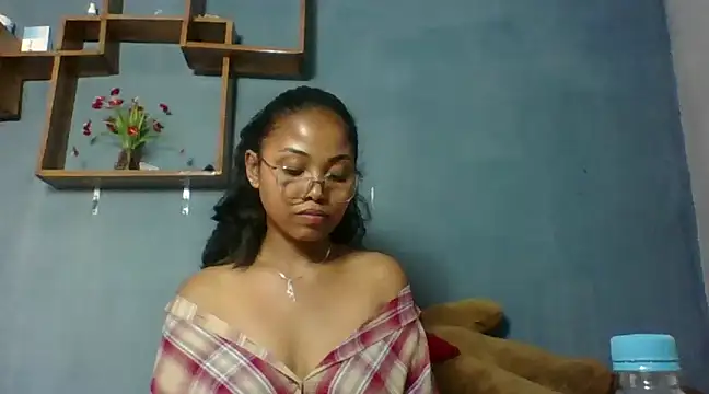 naya86 online show from February 2025 09:37:01 AM