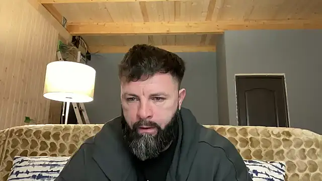 AlphaSparks online show from October 2025 02:52:01 AM