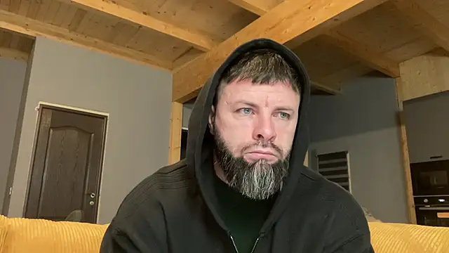 Snapshot of AlphaSparks chatting on December 2025 03:44:02 AM AlphaSparks online show from December 2025 03:44:02 AM