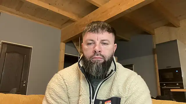 Snapshot of AlphaSparks chatting on December 2025 03:45:02 AM AlphaSparks online show from December 2025 03:45:02 AM