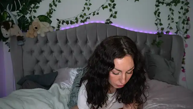 Estherjizz online show from January 2025 02:24:02 PM