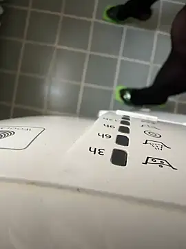 Snapshot of Wet-Pussycat chatting on February 2025 12:01:02 PM Wet-Pussycat online show from February 2025 12:01:02 PM