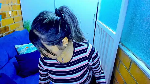 Snapshot of Penelope47 chatting on January 2025 09:26:01 PM Penelope47 online show from January 2025 09:26:01 PM