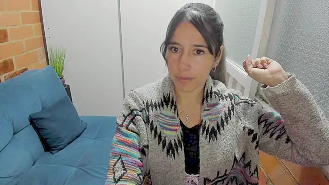 Snapshot of Penelope47 chatting on November 2025 09:37:02 PM Penelope47 online show from November 2025 09:37:02 PM