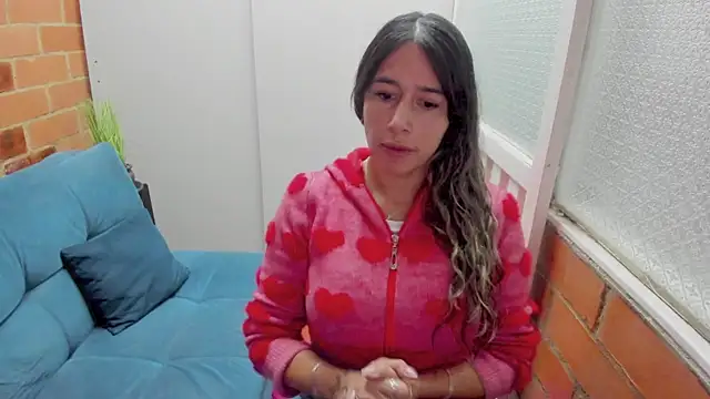 Snapshot of Penelope47 chatting on November 2025 07:46:02 PM Penelope47 online show from November 2025 07:46:02 PM