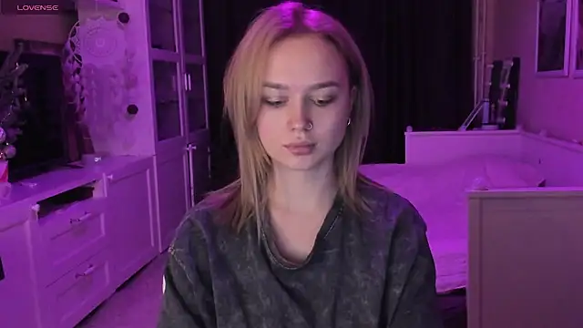 Snapshot of MaryDreaminess chatting on January 2025 08:41:01 PM MaryDreaminess online show from January 2025 08:41:01 PM