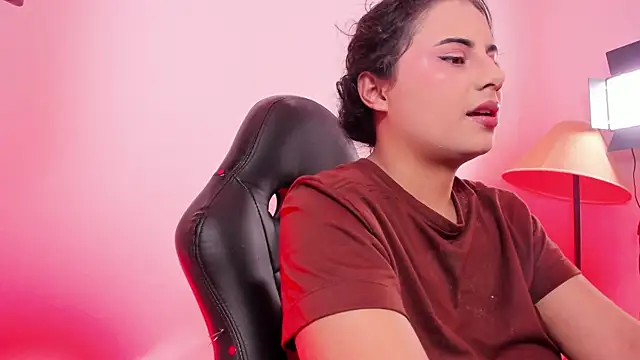 AbbyTaylorr online show from December 2025 10:05:01 PM