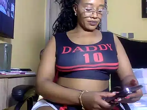 Snapshot of BOOTYBANGER24xx chatting on April 2026 08:56:01 AM BOOTYBANGER24xx online show from April 2026 08:56:01 AM