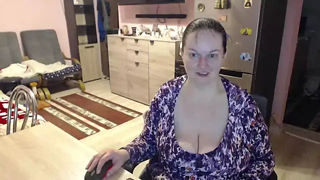 Snapshot of BustyLadyAlma chatting on February 2025 03:56:02 AM BustyLadyAlma online show from February 2025 03:56:02 AM