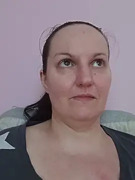 Snapshot of BustyLadyAlma chatting on July 2026 07:22:01 AM BustyLadyAlma online show from July 2026 07:22:01 AM