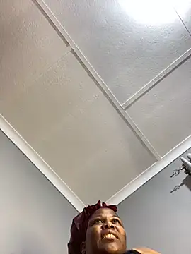 Snapshot of Sexycandyxxx chatting on December 2025 09:00:01 PM Sexycandyxxx online show from December 2025 09:00:01 PM