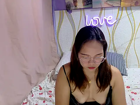 BURBERRY69 online show from February 2026 02:09:02 AM