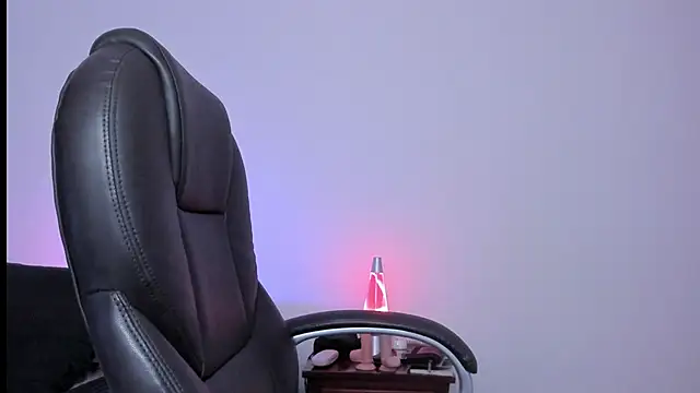 HazelKush online show from December 2024 11:32:01 PM