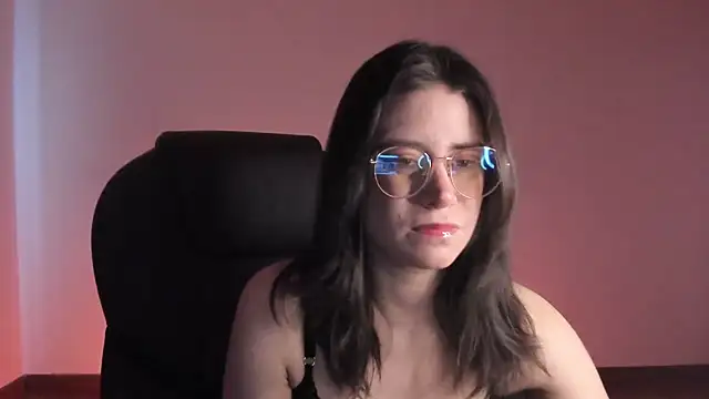 HazelKush online show from September 2025 09:50:01 PM