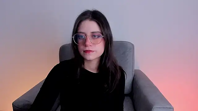 HazelKush online show from November 2025 09:47:01 PM