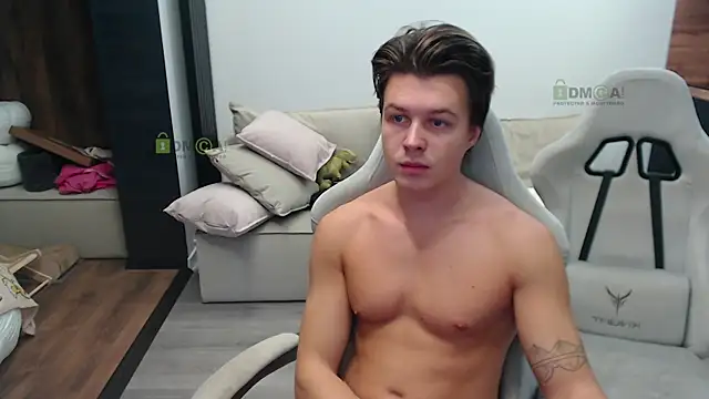 Sunny-Girl1 online show from October 2025 06:32:01 AM