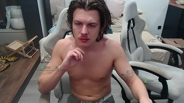 Snapshot of Sunny-Girl1 chatting on April 2026 04:37:01 PM Sunny-Girl1 online show from April 2026 04:37:01 PM