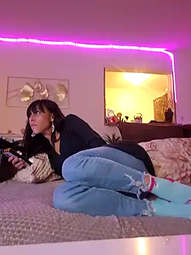 Snapshot of misscectito13 chatting on March 2025 08:26:02 AM misscectito13 online show from March 2025 08:26:02 AM