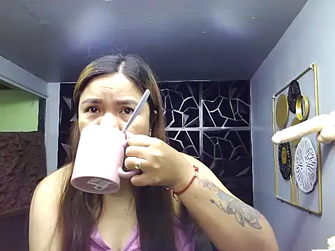 ambersmile online show from March 2025 11:14:01 PM