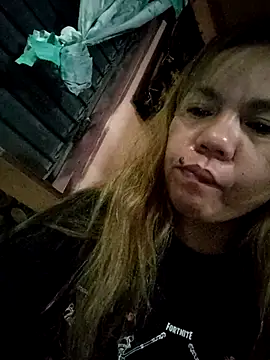 ambersmile online show from October 2025 08:21:02 PM