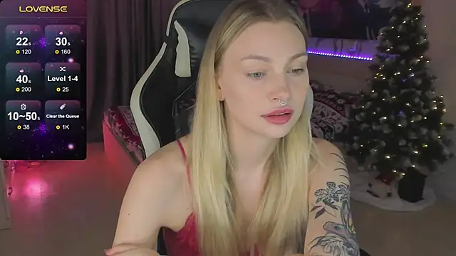 Snapshot of BiMolly chatting on January 2025 08:46:02 AM BiMolly online show from January 2025 08:46:02 AM