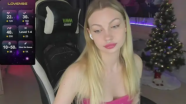 Snapshot of BiMolly chatting on January 2025 09:37:01 PM BiMolly online show from January 2025 09:37:01 PM