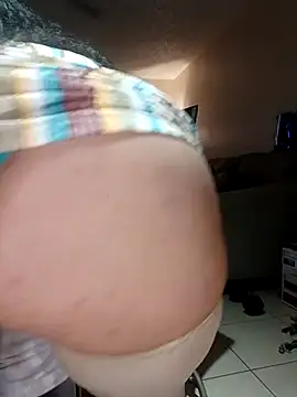 Snapshot of PichyPrettyPussy chatting on October 2025 06:43:01 PM PichyPrettyPussy online show from October 2025 06:43:01 PM