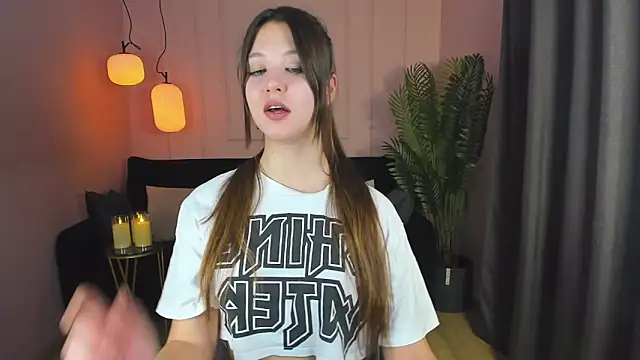 Snapshot of ElizaMild chatting on December 2024 04:48:01 PM ElizaMild online show from December 2024 04:48:01 PM