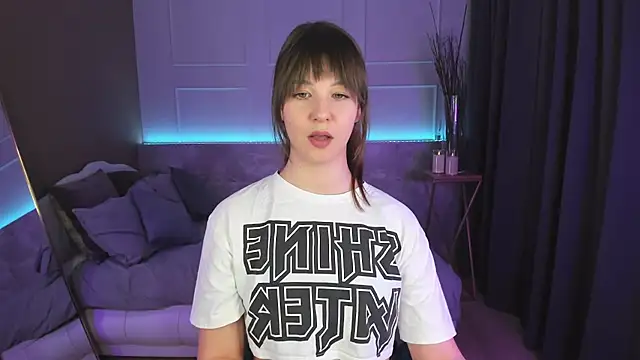 Snapshot of ElizaMild chatting on February 2025 07:38:02 PM ElizaMild online show from February 2025 07:38:02 PM