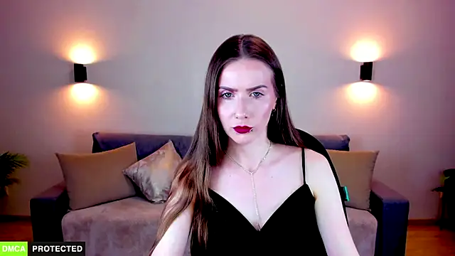 TheWoman   online show from March 2026 06:58:01 PM