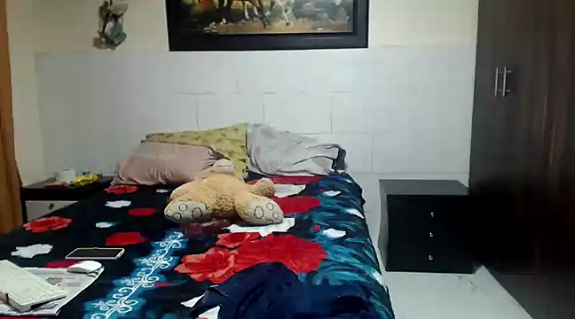 RobertaHott online show from February 2025 10:31:01 PM