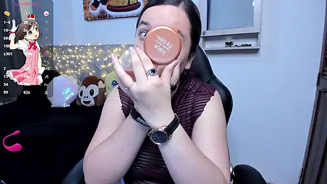 angelaagomez online show from November 2025 06:08:02 PM