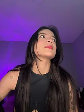 Snapshot of Sammy_pink chatting on January 2025 11:49:02 PM Sammy pink online show from January 2025 11:49:02 PM