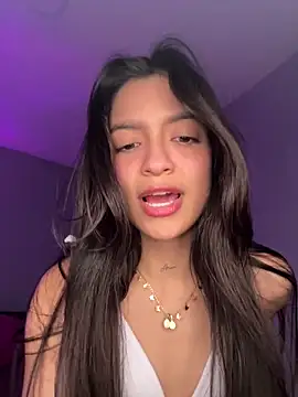 Snapshot of Sammy_pink chatting on January 2025 03:53:01 AM Sammy pink online show from January 2025 03:53:01 AM