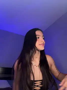 Snapshot of Sammy_pink chatting on January 2025 11:00:01 PM Sammy pink online show from January 2025 11:00:01 PM